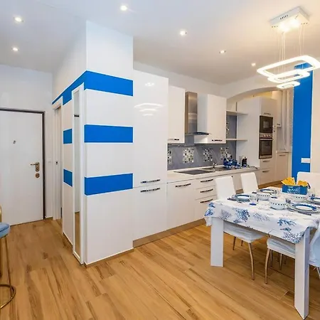 Bianca Azzurra * פינאלה ליגורה